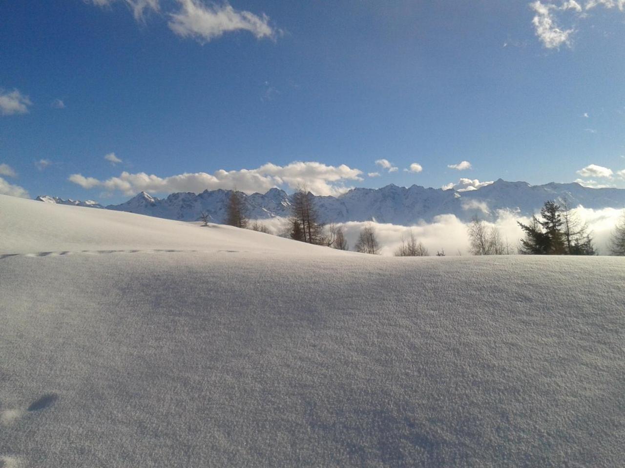 Hotel Bed & Rooms , Corte Rossa -1 Min Walk To Bernina Express Tirano Exterior photo